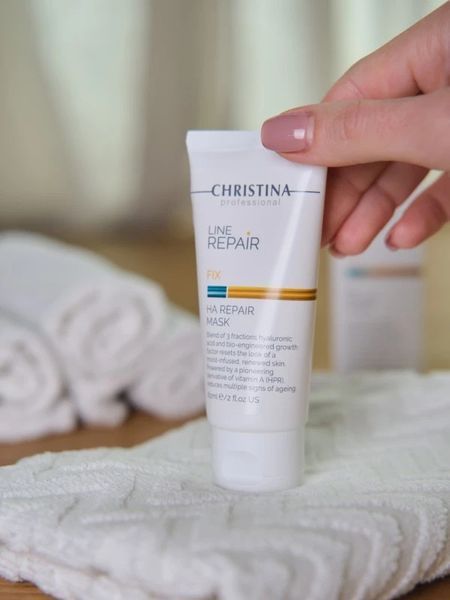 Восстанавливающая маска ГК Christina Line Repair Fix HA Repair Mask Кристина, 60 мл CHR960 фото