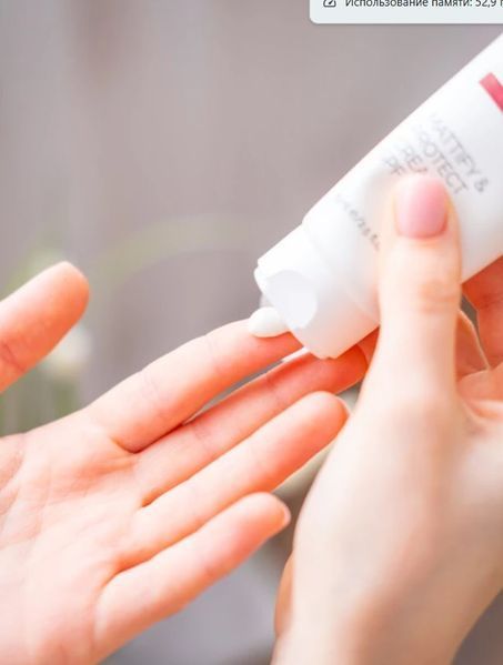 Матувальний захисний крем SPF 15 Кристина Christina Comodex Mattify & Protect Cream 75 мл &mdash; контроль блиску, УФ-захист та профілактика запалень CHR634 фото
