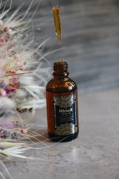Олія-реконструктор волосся Minox Perfect Oil copy_Minox Gold Hair фото