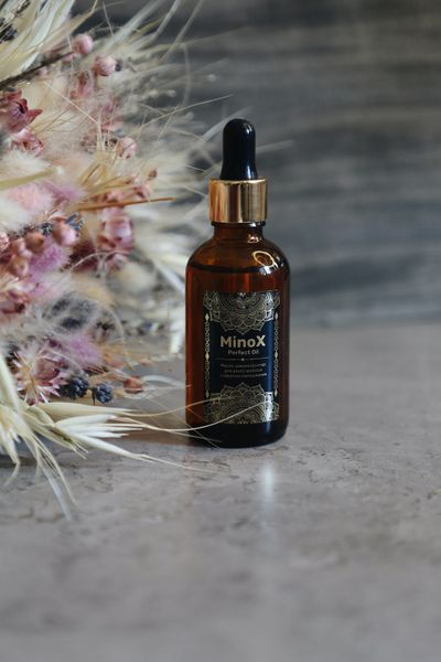 Олія-реконструктор волосся Minox Perfect Oil copy_Minox Gold Hair фото