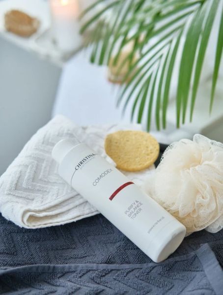 Очищающий балансирующий тоник Кристина Christina Comodex Purify & Balance Toner 300 мл &mdash; себорегуляция, глубокое очищение пор и матирующий эффект CHR627 фото