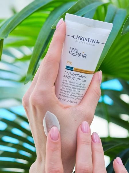 Антиоксидантний лосьйон з SPF 50 Christina Крістіна Line Repair Fix Antioxidant Assist SPF 50, 60 мл  CHR889 фото