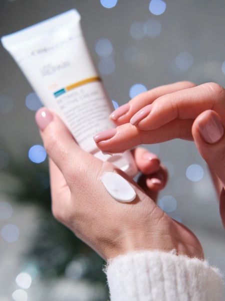 Крем с ретинолом и витамином Е Christina Кристина Line Repair Fix Retinol E Active Cream, 60 мл CHR888 фото
